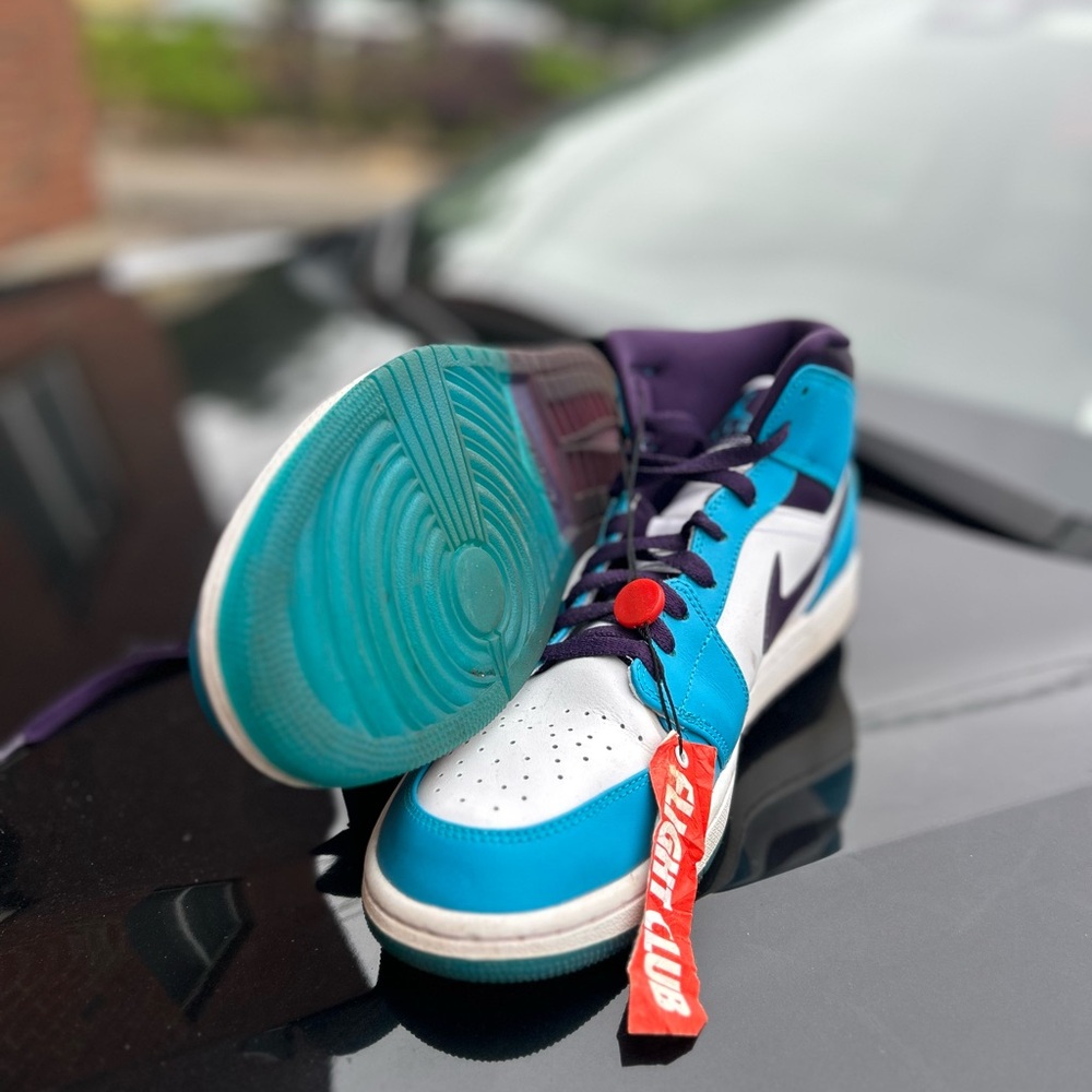 AIR JORDAN 1 MID 'HORNETS' 10.5